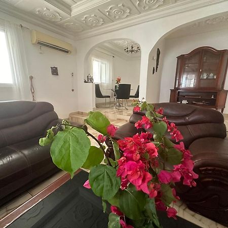 Fhs Foundation House Bijilo Екстер'єр фото