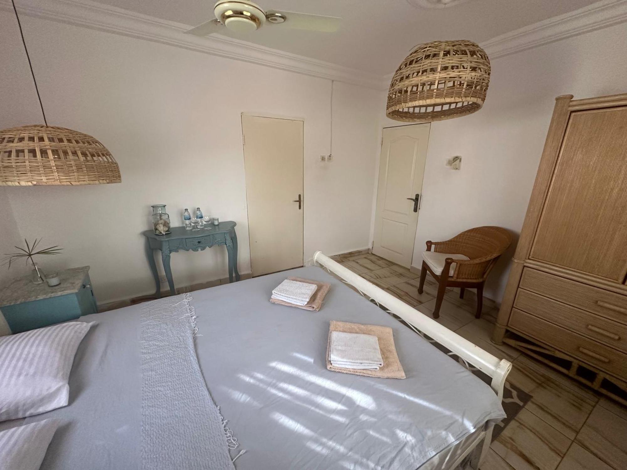 Fhs Foundation House Bijilo Екстер'єр фото